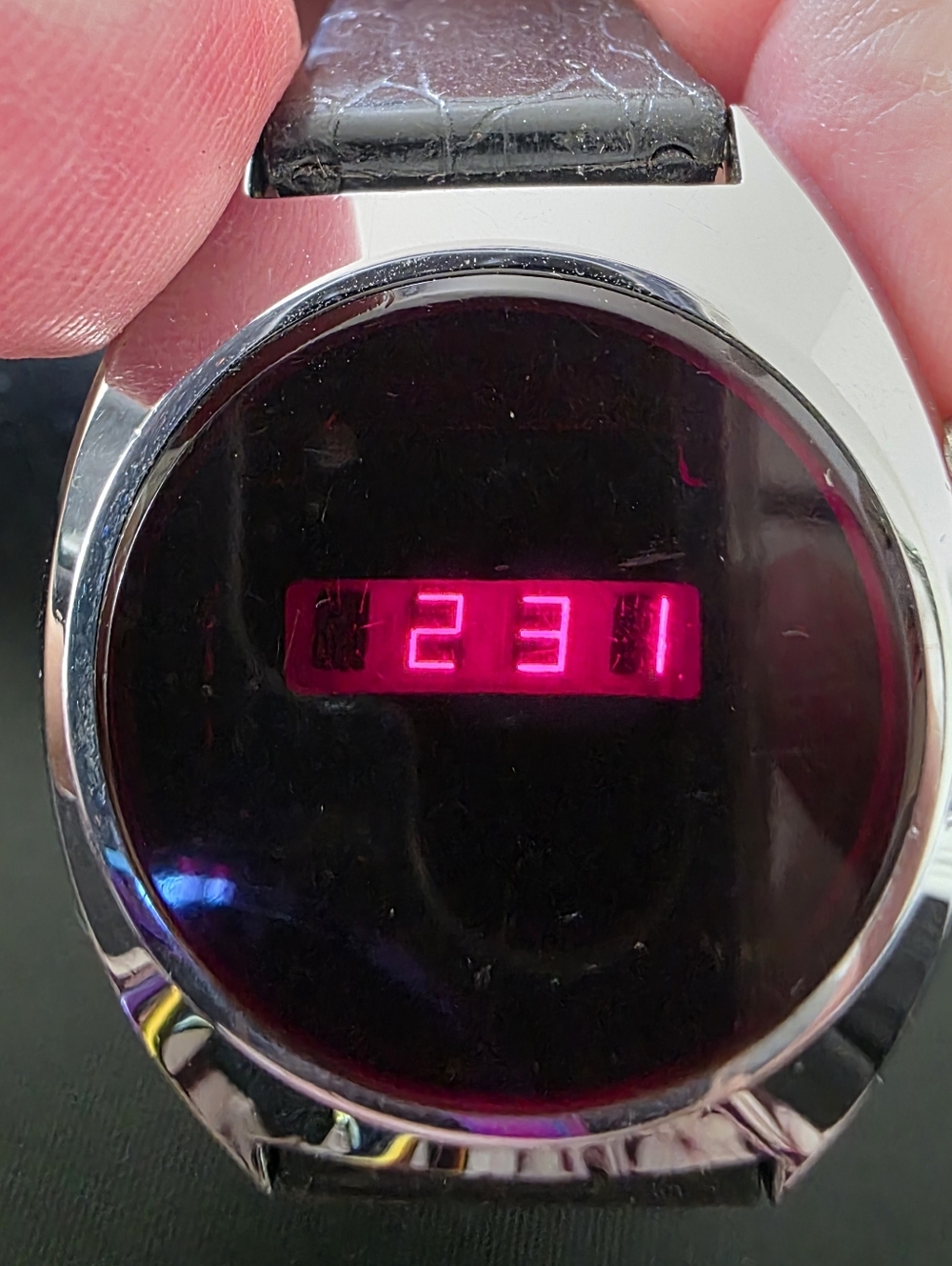 VTG NS National Semiconductor Red LED Digital 35mm Watch Works